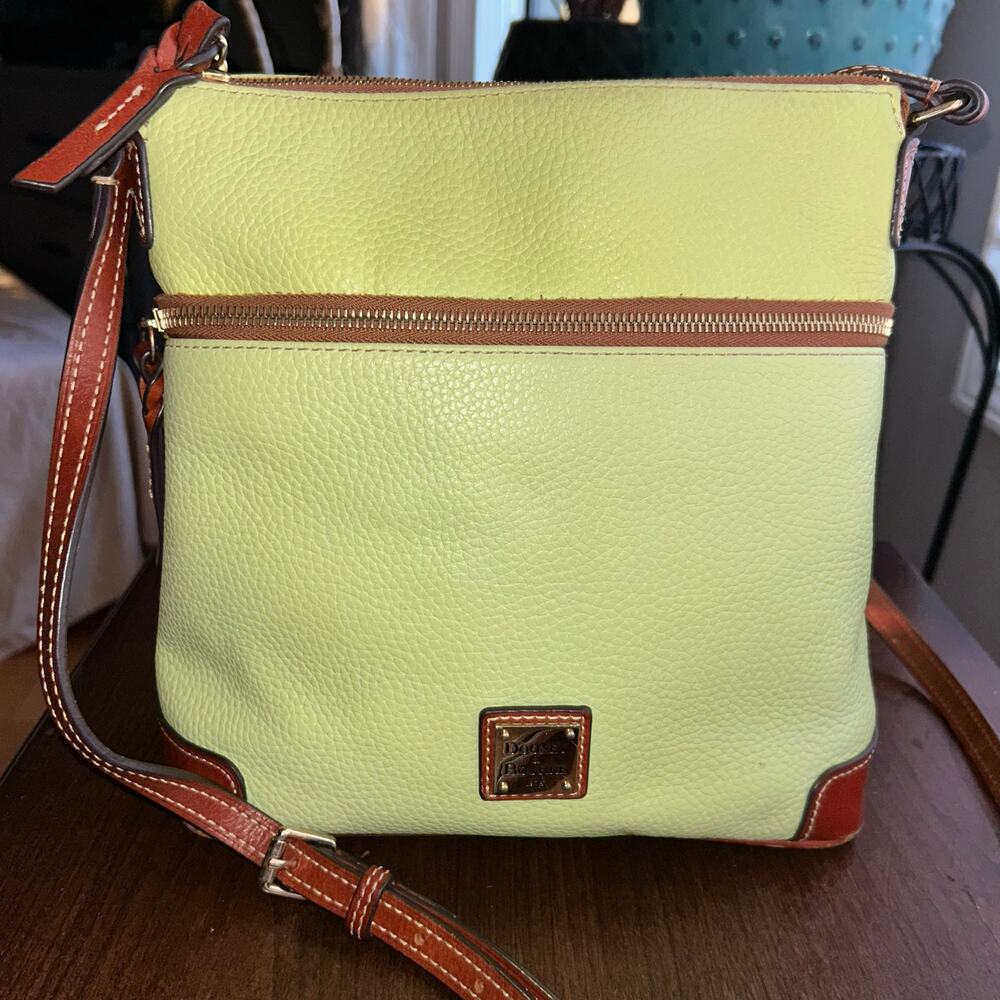 Dooney & Bourke All Leather Pebble Leather Crossbody / Shoulder Bag - Picture 2 of 16